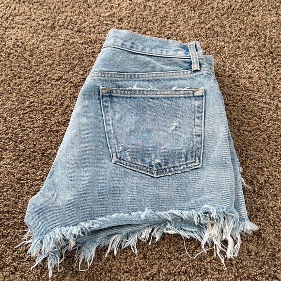 Agolde Shorts
Parker Short - Picture 3 of 3